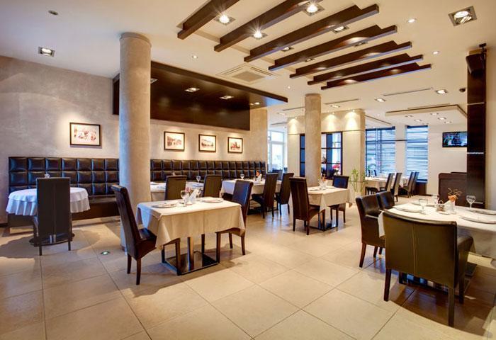 Hotel Knezevina 브래닉 외부 사진