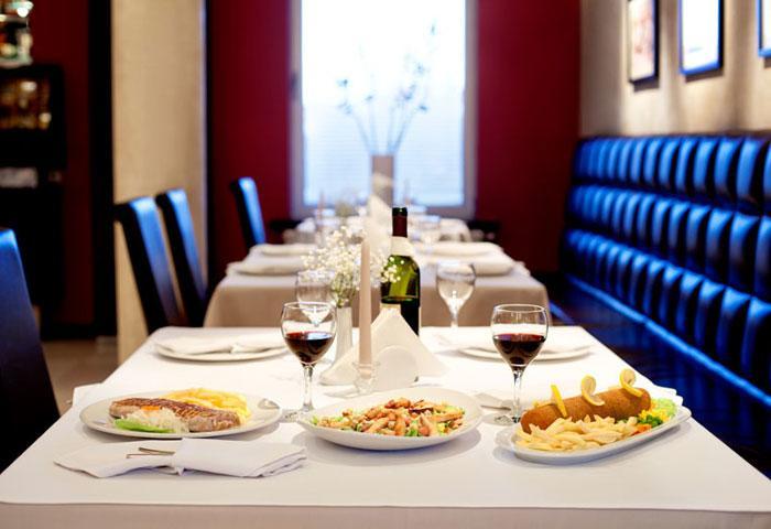 Hotel Knezevina 브래닉 외부 사진